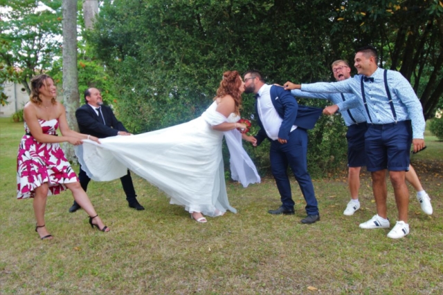 photo humour des mariés et leurs témoins